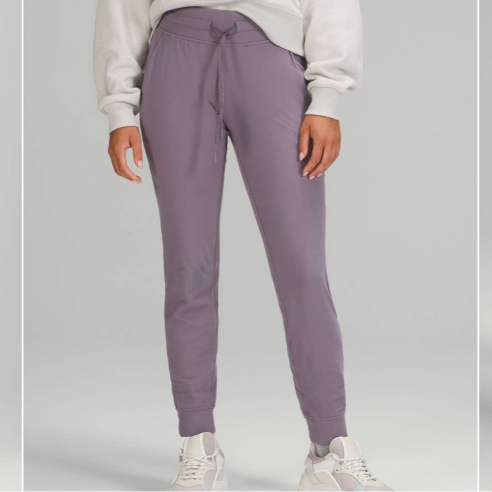 Lululemon Ready to Rulu High-Rise
Jogger (4)